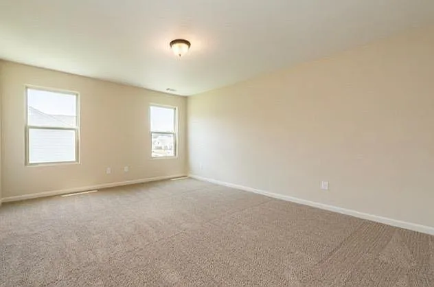 429 Fall Ct — Photo 5