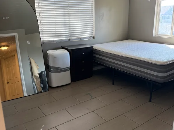 1729 W 20th St, Los Angeles, CA