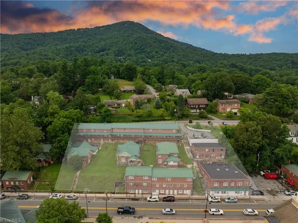 380 W King St, Boone, NC 28607