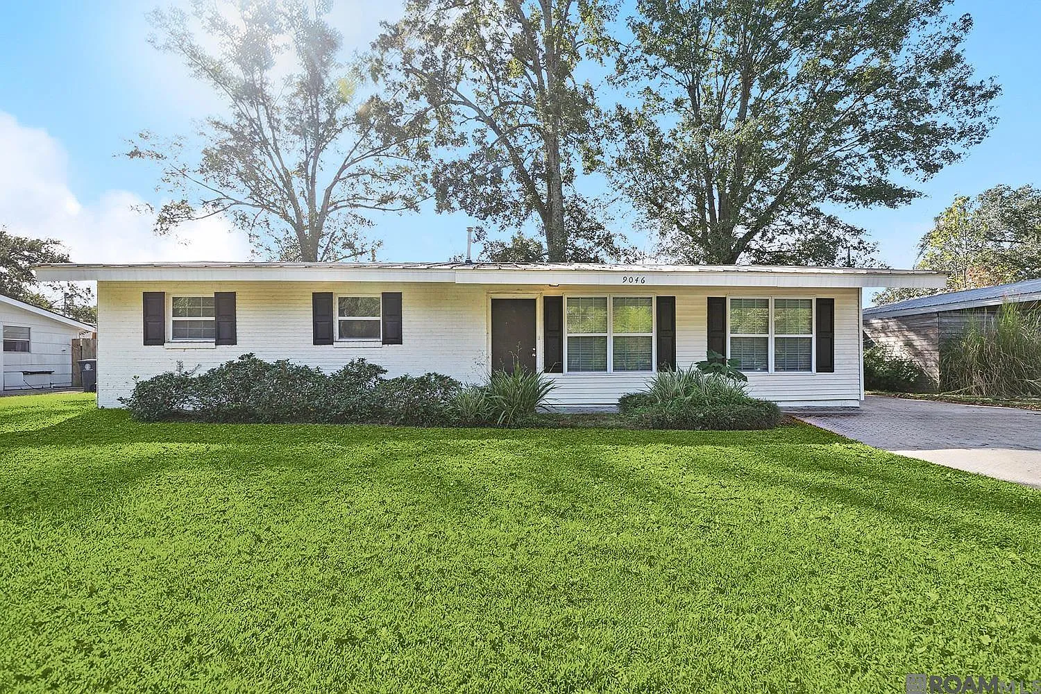 3 bed, 1258 sqft, $2,000 — Photo 2