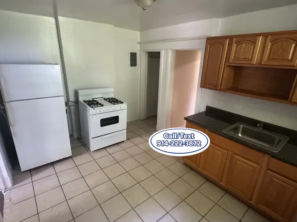 43 Currans Ln, Yonkers, NY