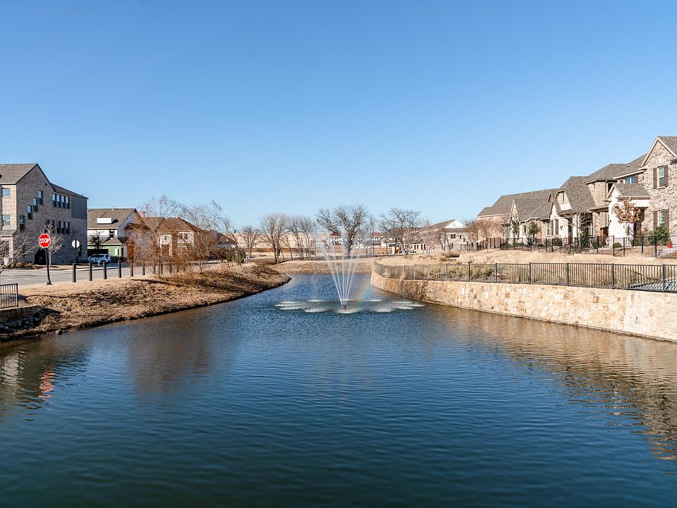 1st image of 211 Settlers Way