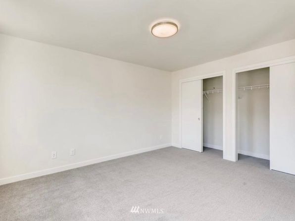 32771 Madrona Ave SE