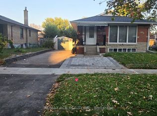 25 Courton Dr, Toronto, ON M1R 1K7