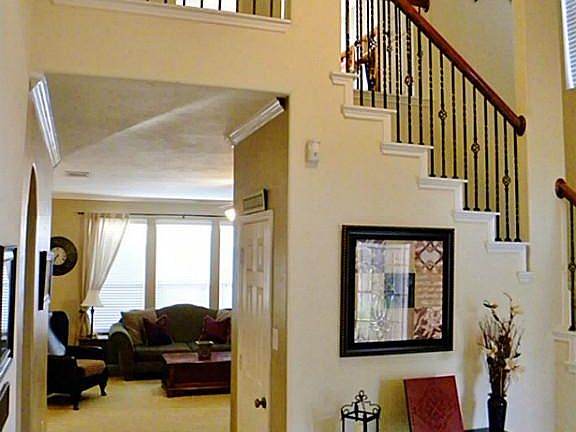 2nd image of 7806 Flowing Oak Ln