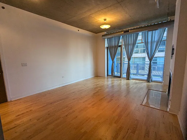 1305 S Michigan Ave #1109 — Photo 2