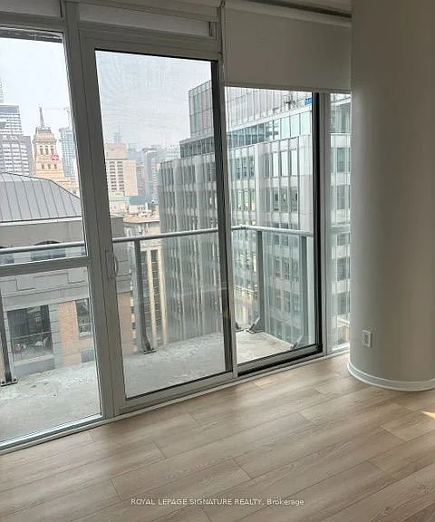 126 Simcoe St #1707 — Photo 7