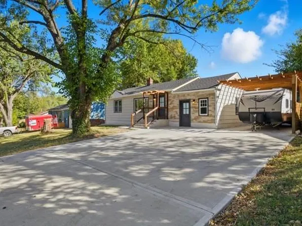 7835 Donnelly Ave, Kansas City, MO 64138