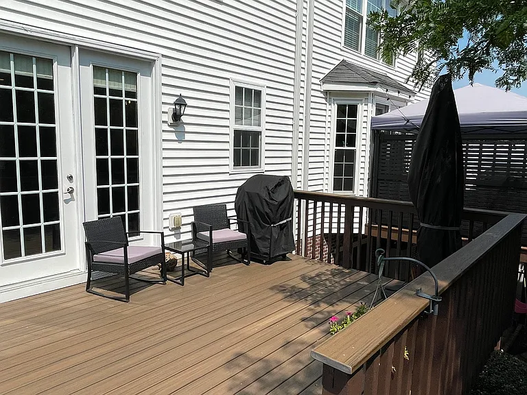 574 E Vanderbilt Dr — Photo 22