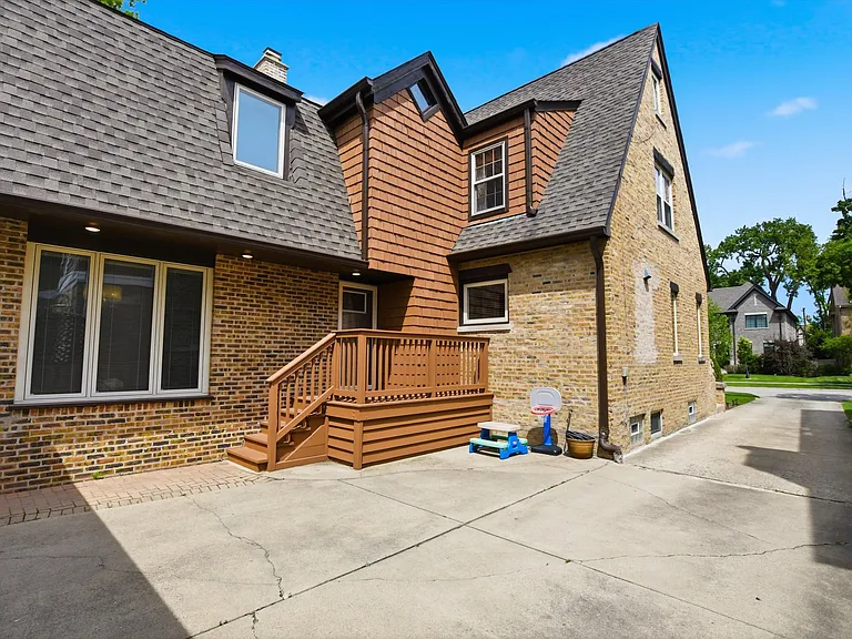 822 S Chester Ave — Photo 34