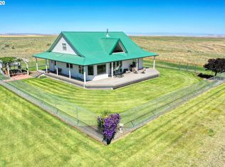 70119 Logan Ln, Heppner, OR 97836