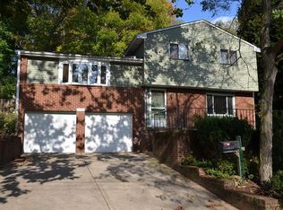 244 Yosemite Dr, Pittsburgh, PA