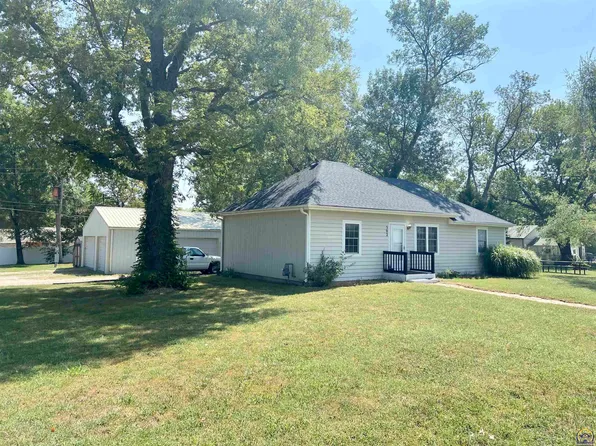 502 S Burlingame Ave, Scranton, KS 66537