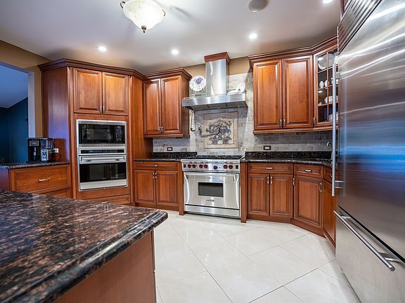 4th image of 129 Alter Ave