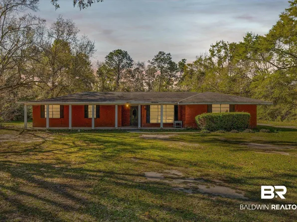 806 E Verbena Ave, Foley, AL 36535