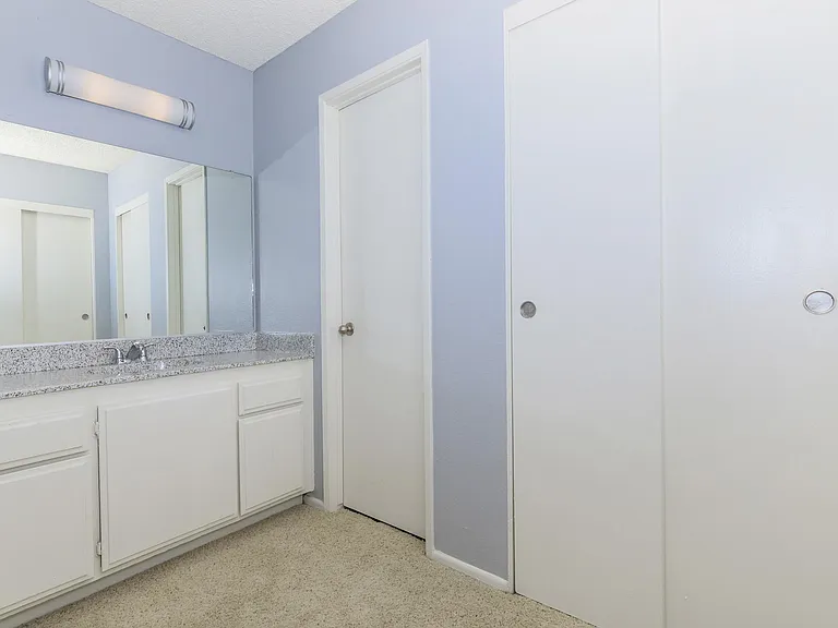 Tamarack Woods Apartment Homes — Photo 27