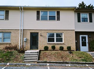 111 Ash Hollow Dr, Winchester, VA 22602