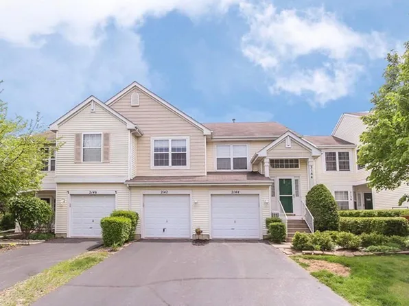 2142 Orchard Ln, Carpentersville, IL 60110