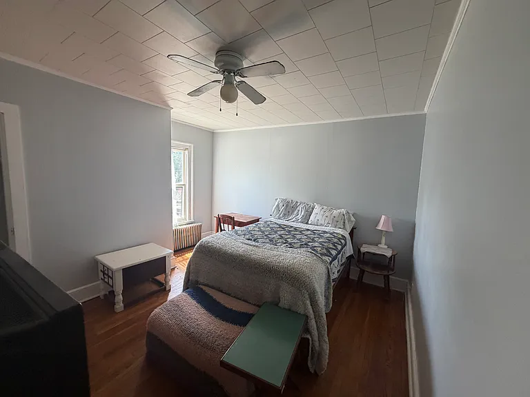 184 Essex St #4 — Photo 5