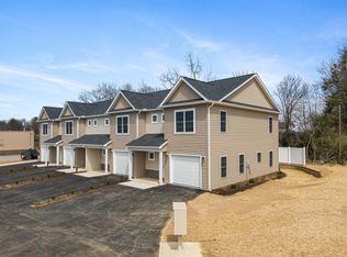 6134 Warren Newcomb Dr, Radford, VA 24141