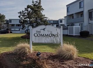 15 Hamre Ln #C, Branford, CT 06405