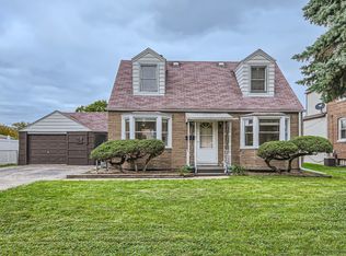 62 West Dr, Northlake, IL 60164
