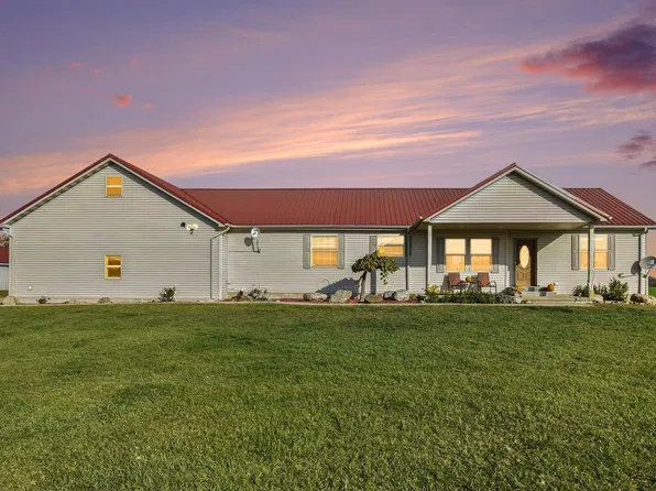 10746 N Reid Rd, Alma, MI 48801