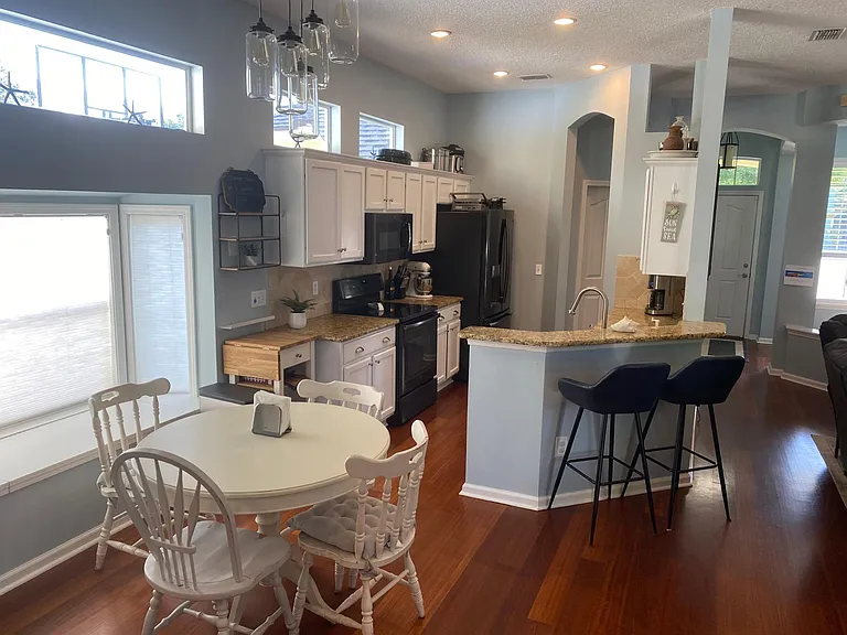 2891 Saint Maarten Ct — Photo 3