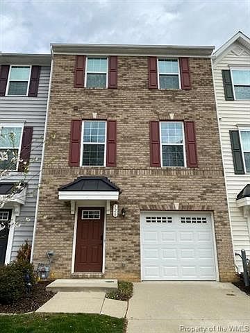 1st image of 126 McCormick Pl