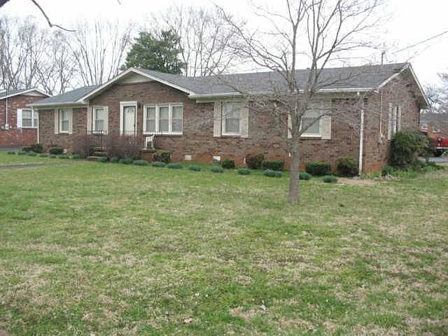 1st image of 121 Bel Aire Dr
