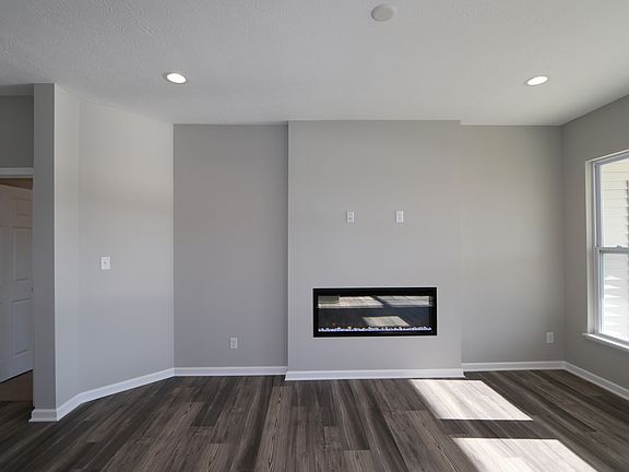 5th image of 10641 Maidenhair Dr