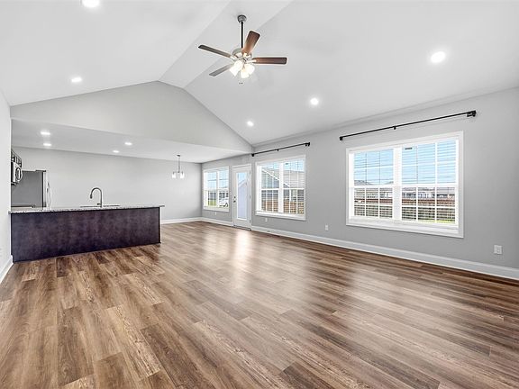 4th image of 1003 Osbourn Ct