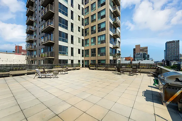 Rented by Bond New York | media 15