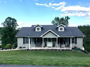 802 Countryside Cir, Mount Vernon, KY