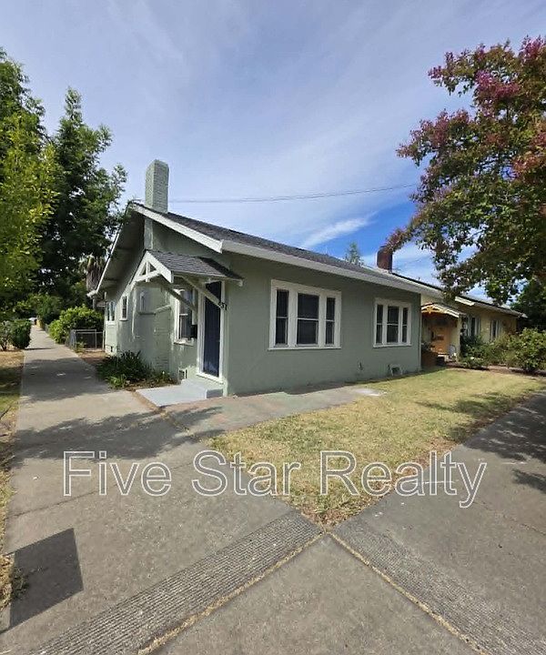 1st image of 831 8th St
