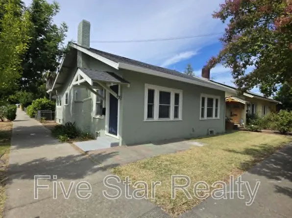 831 8th St, Marysville, CA 95901