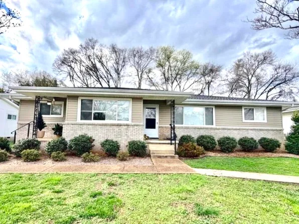 4705 Clover Ln, Hixson, TN 37343