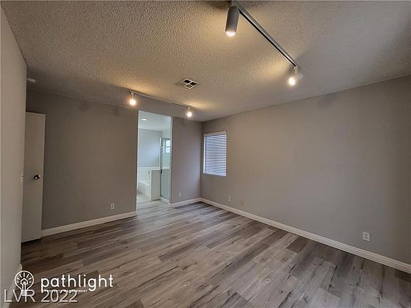 5th image of 204 Coconut Grove Ct