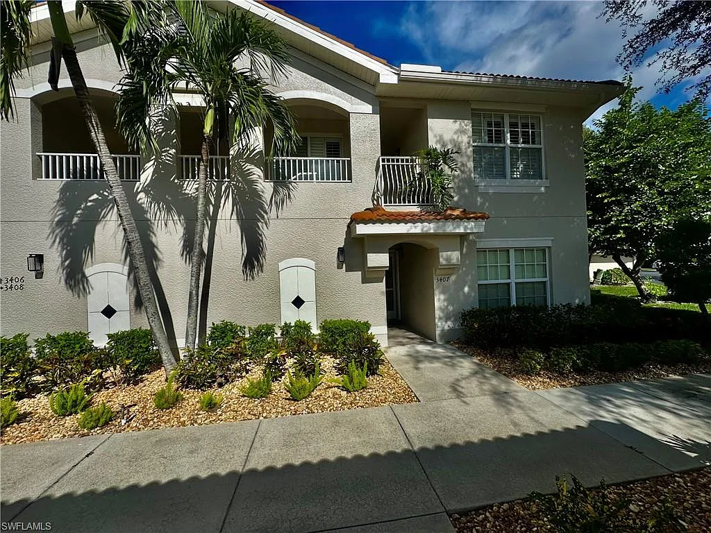 3 bed, 2.0 bath, 1383 sqft, $2,550 — Photo 3