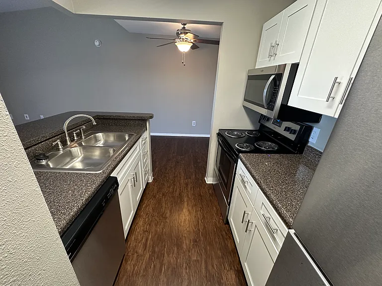 The Lory of Panama City Apartments — Photo 3