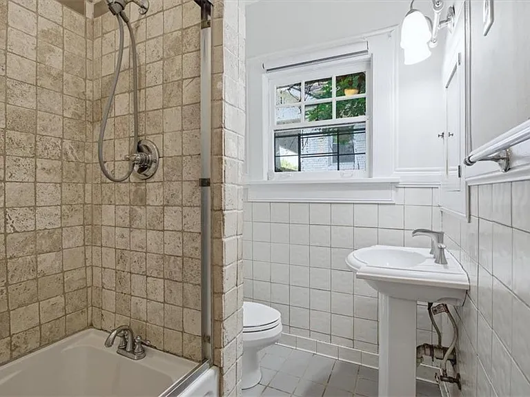 1513 Melrose Dr SW — Photo 20