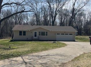 17985 Waterloo Rd, Chelsea, MI 48118