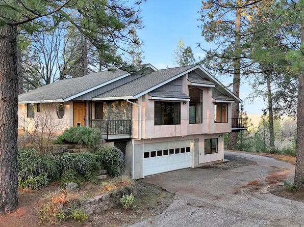 19890 Venus Ct, Grass Valley, CA 95949
