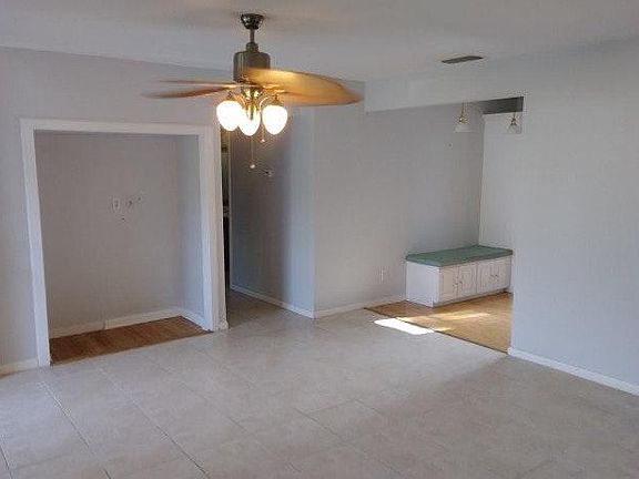 2nd image of 735 Bayshore Dr