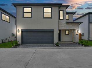 3217 Royal Oaks Hollow Ln, Houston, TX 77082