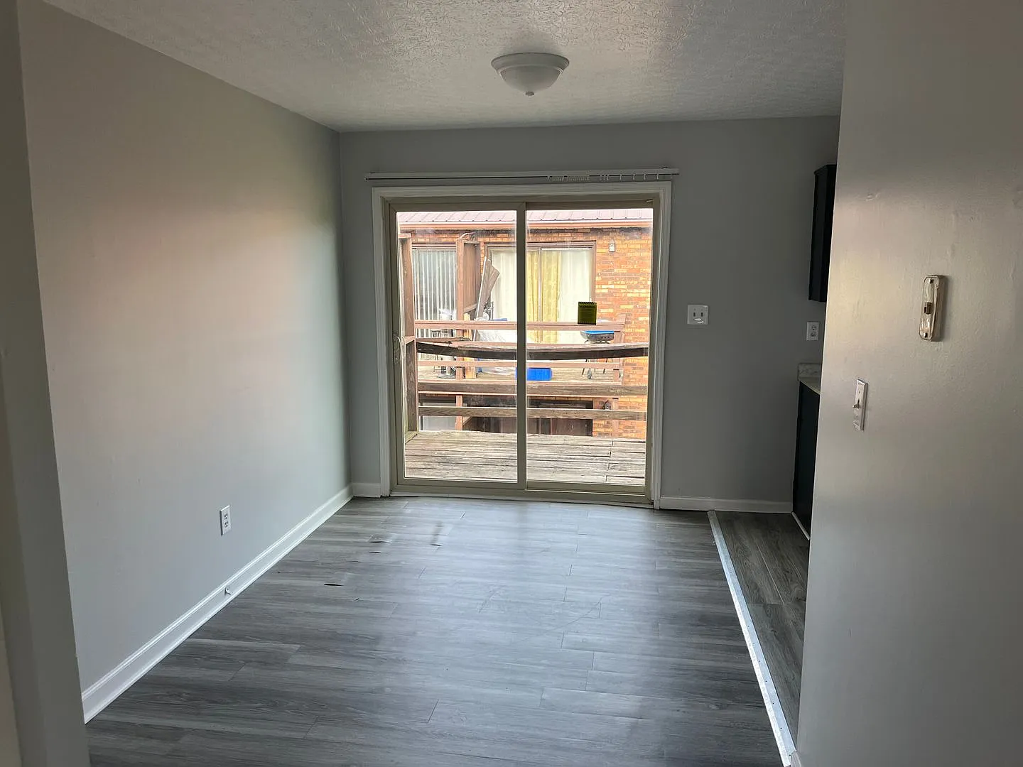 275 Shelby Ave — Photo 3