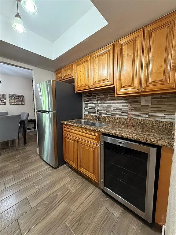 1 bed, 1.0 bath, 756 sqft, $1,599 — Photo 4