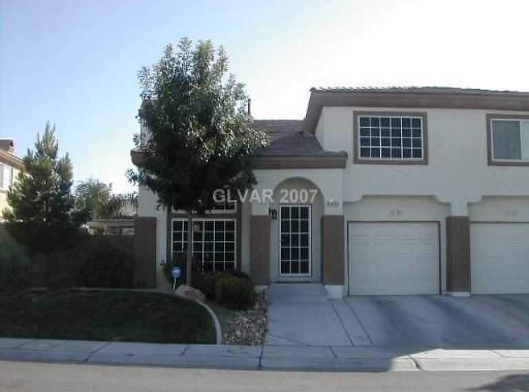 1st image of 1635 Cave Spring Dr