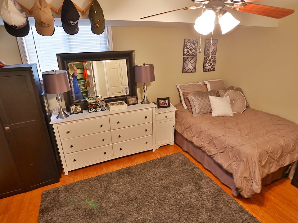 2nd Bedroom