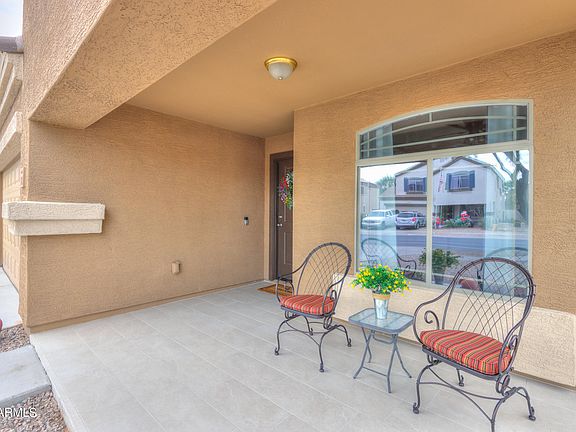 2nd image of 2142 W PINKLEY Avenue